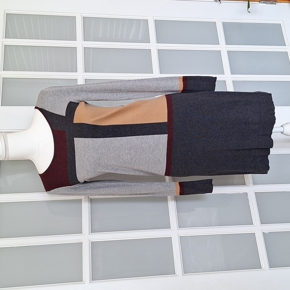 Max Studio Colorblock Sweater Dress - Picture 1 of 14